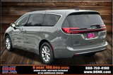 New 2025 Chrysler Pacifica Select image 4