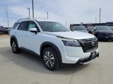 New 2025 Nissan Pathfinder SL image 4