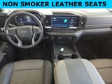 Used 2025 Chevrolet Silverado 2500 ZR2 w/ Technology Package image 2