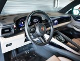 Certified 2025 Porsche Macan Electric image 4