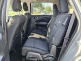 Used 2020 Dodge Journey SE w/ SE Popular Equipment Group image 4