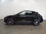 Certified 2024 Porsche Macan image 2