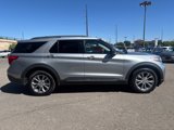 Used 2023 Ford Explorer Limited image 6