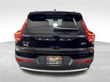 Used 2023 Volvo XC40 B5 Plus image 5