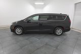 Used 2023 Chrysler Pacifica Touring-L image 5