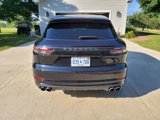 Used 2019 Porsche Cayenne Turbo image 5