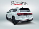 New 2025 Volkswagen Atlas Peak Edition SE image 4