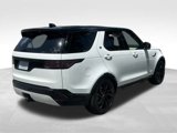 New 2025 Land Rover Discovery Dynamic SE image 5