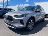 Certified 2024 Ford Escape Platinum image 5