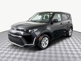 Used 2025 Kia Soul LX w/ LX Technology Package image 4