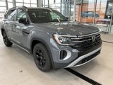 New 2025 Volkswagen Atlas Peak Edition SE image 3