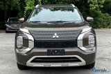 Used 2024 Mitsubishi Outlander SEL image 2