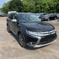 Used 2018 Mitsubishi Outlander SEL image 5