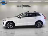 Used 2022 Volvo XC60 B5 Momentum w/ Advanced Package image 4