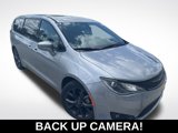 Used 2019 Chrysler Pacifica Touring Plus w/ S Appearance Package image 2