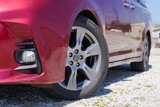 Used 2019 Toyota Sienna SE image 3