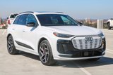 New 2025 Audi SQ6 e-tron Premium Plus image 3