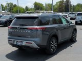 New 2025 Nissan Pathfinder Platinum image 3