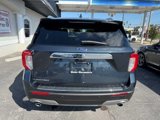 Used 2022 Ford Explorer Limited w/ Equipment Group 301A image 4