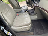 Used 2014 Toyota Sienna XLE w/ Entertainment Package image 5