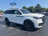 New 2025 Lincoln Navigator Reserve image 3