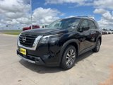 New 2025 Nissan Pathfinder SL image 3