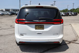 Used 2023 Chrysler Pacifica Limited image 5