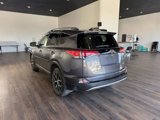 Used 2018 Toyota RAV4 SE image 5