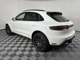 Used 2025 Porsche Macan image 3