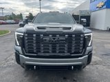 Used 2025 GMC Sierra 3500 Denali Ultimate image 2