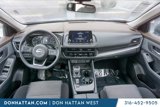 Used 2023 Nissan Rogue SV image 4