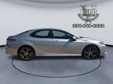 Used 2019 Toyota Camry L image 4