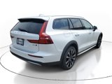 New 2025 Volvo V60 B5 Cross Country Ultra w/ Protection Package Premier image 4