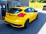 Used 2017 Ford Focus ST image 3