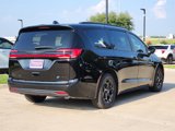 New 2025 Chrysler Pacifica Select image 5