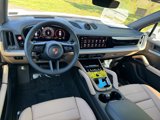 New 2025 Porsche Cayenne image 4