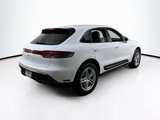 Used 2023 Porsche Macan image 5