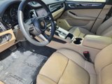 Used 2024 Porsche Macan image 4