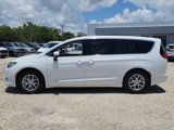 Used 2023 Chrysler Voyager LX image 3