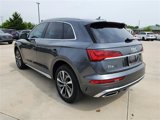 Certified 2025 Audi Q5 2.0T Premium Plus image 5