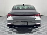 Used 2021 Hyundai Elantra SE image 6