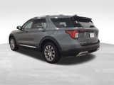 Used 2025 Ford Explorer Platinum image 3