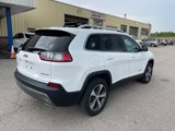 Used 2019 Jeep Cherokee Limited image 5