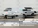 Used 2023 Nissan Armada SL w/ Captain's Chairs Package image 3