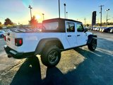 Used 2021 Jeep Gladiator Rubicon w/ Cold Weather Group image 4