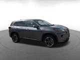 Used 2024 Nissan Rogue SV image 2