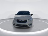 New 2025 Chrysler Pacifica Select image 3