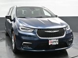 New 2025 Chrysler Pacifica Select image 4