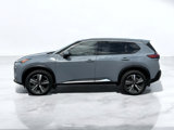 Used 2021 Nissan Rogue Platinum image 3