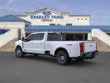 New 2025 Ford F350 4x4 Crew Cab DRW Super Duty image 4